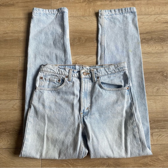 Vintage Levi’s 505 jeans light wash red tag mom jeans denim made in USA - Picture 4 of 13